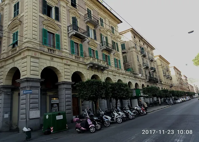 Πανσιόν Colors Of Cinque Terre - Λα Σπέτσια